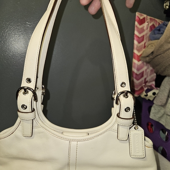 Coach Womans Vintage White Hobo Bag - Picture 15 of 15
